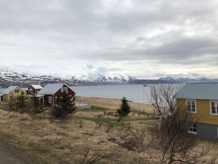 05AD2FE9-5EDB-412D-802D-58710ACF40CB