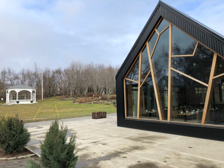 41A275BE-32E7-4BFD-9A2C-E0F2CC3B7EE4