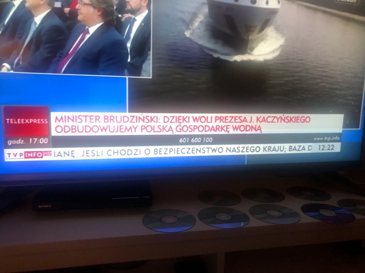 5A111D0E-3E14-4DF2-984C-F2440362C1E7